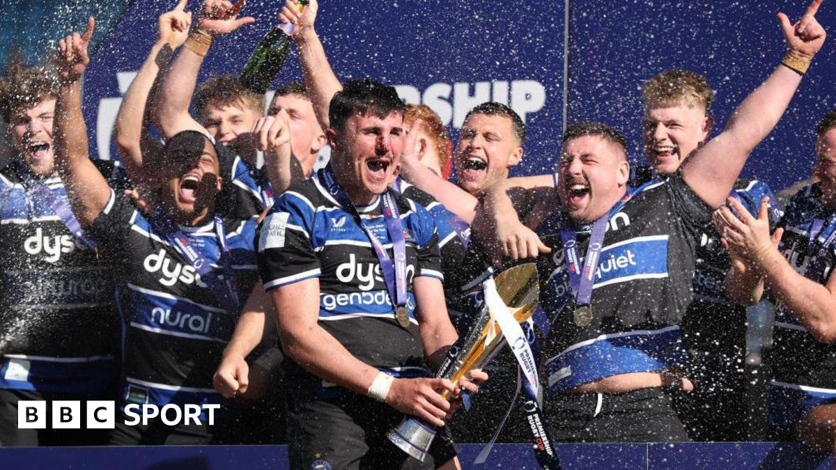 Premiership Cup final: Exeter 14-48 Bath – Blue, Black and Whites end trophy drought