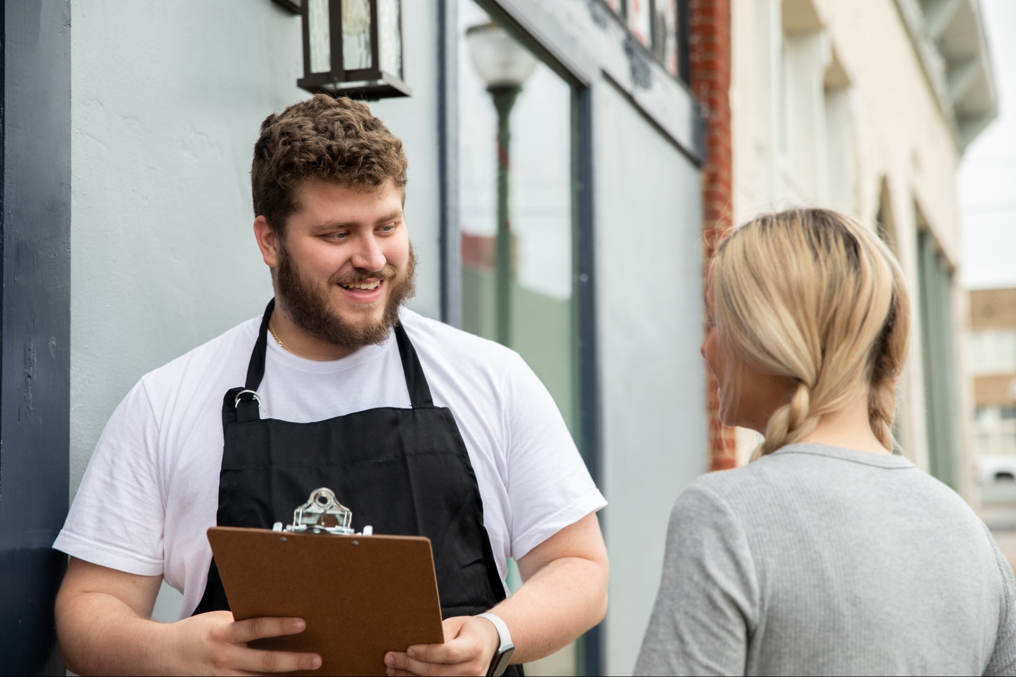 Why Hyperlocal Advertising is the New Recipe for Success