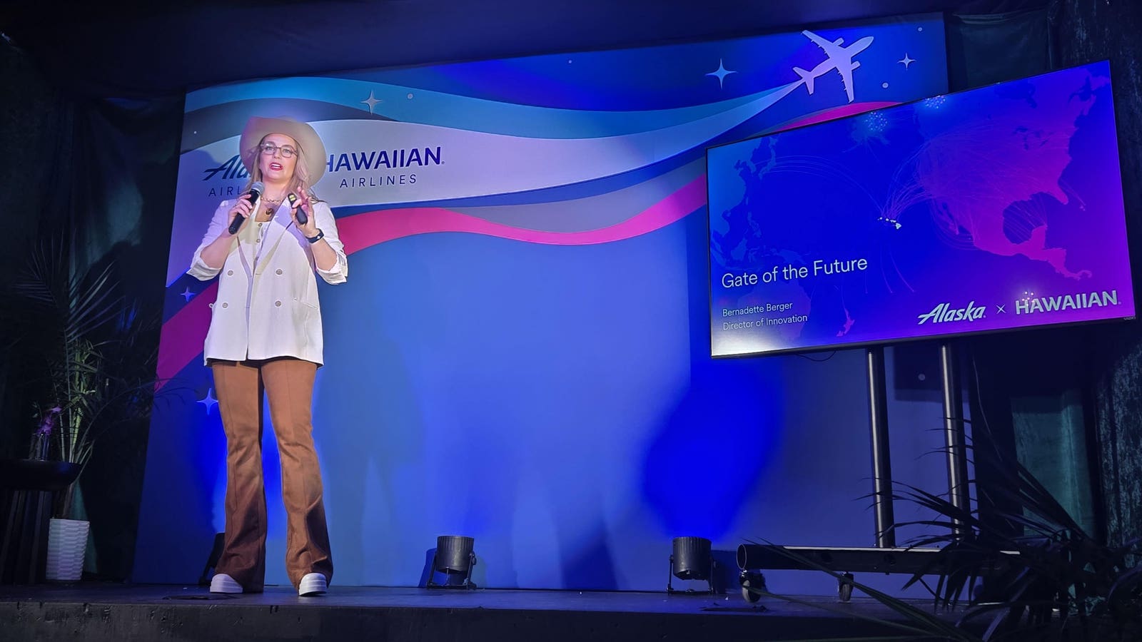 Alaska Airlines’ New AI Tool Promises A Low Stress Travel Experience