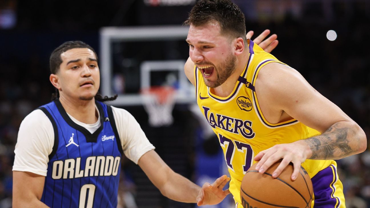 Reeling Lakers fall to 3-7 in last 10 with loss to Magic