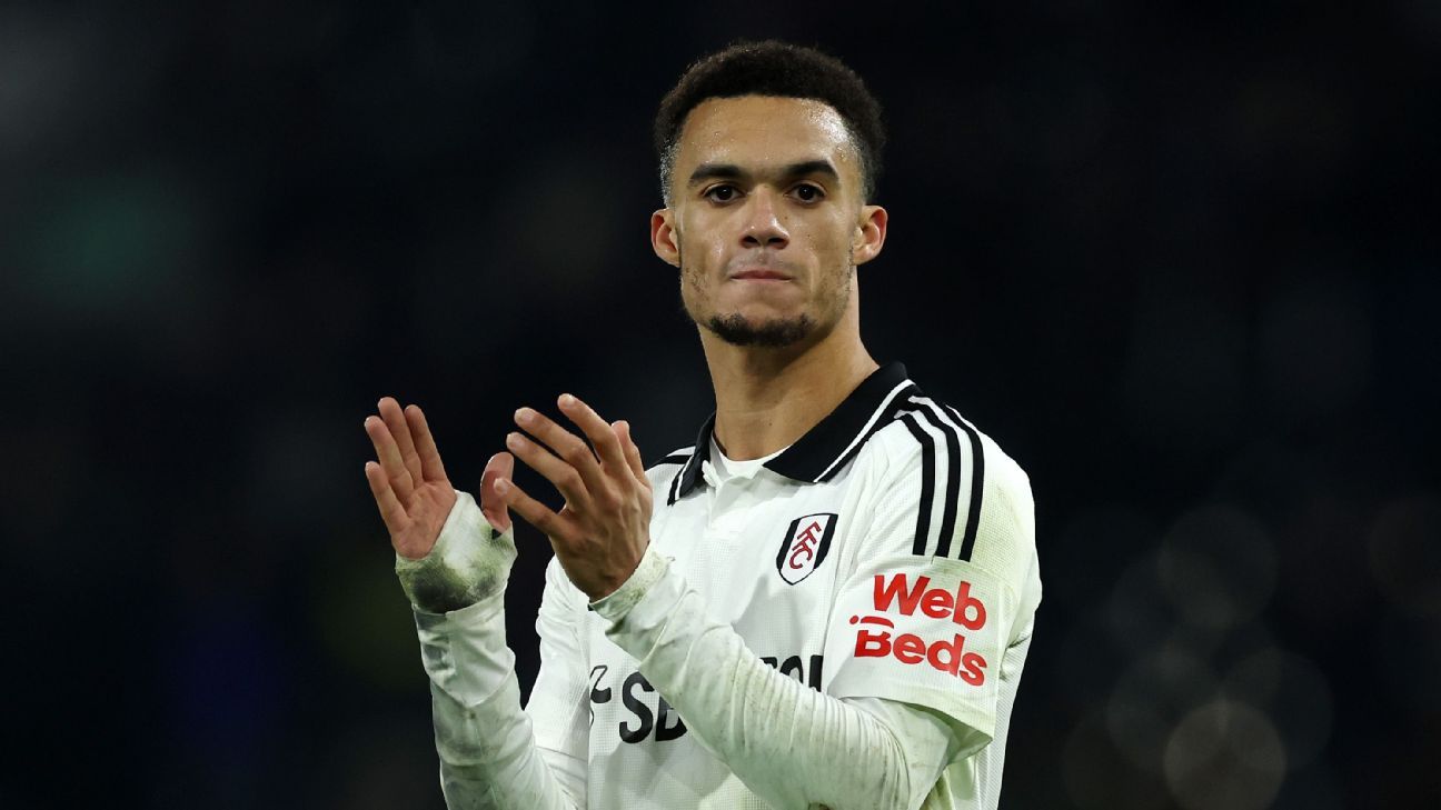 Robinson’s rise has Fulham chasing Europe, U.S. a World Cup