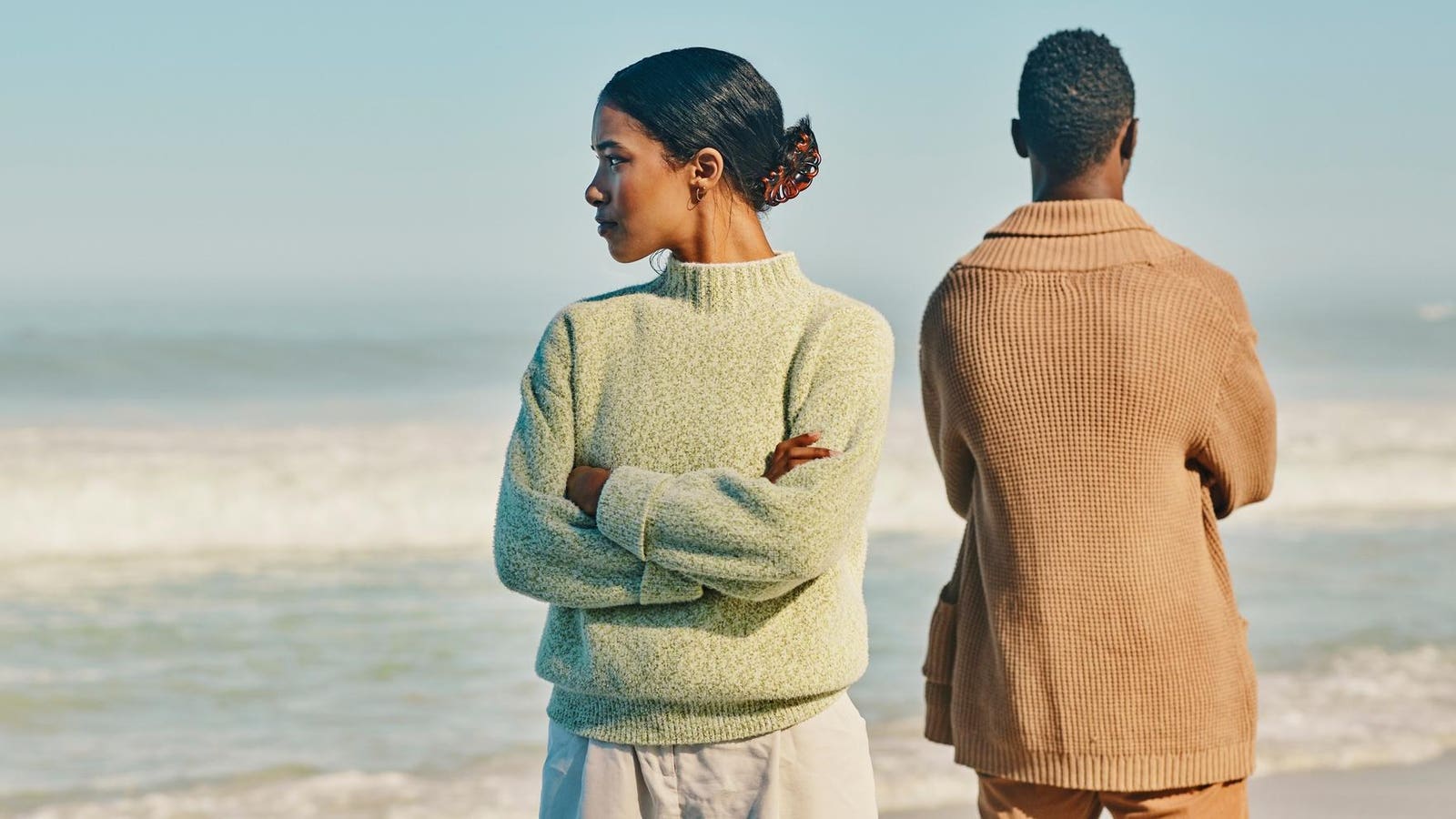 3 Subtle Signs That A Relationship Is Near The End — By A Psychologist