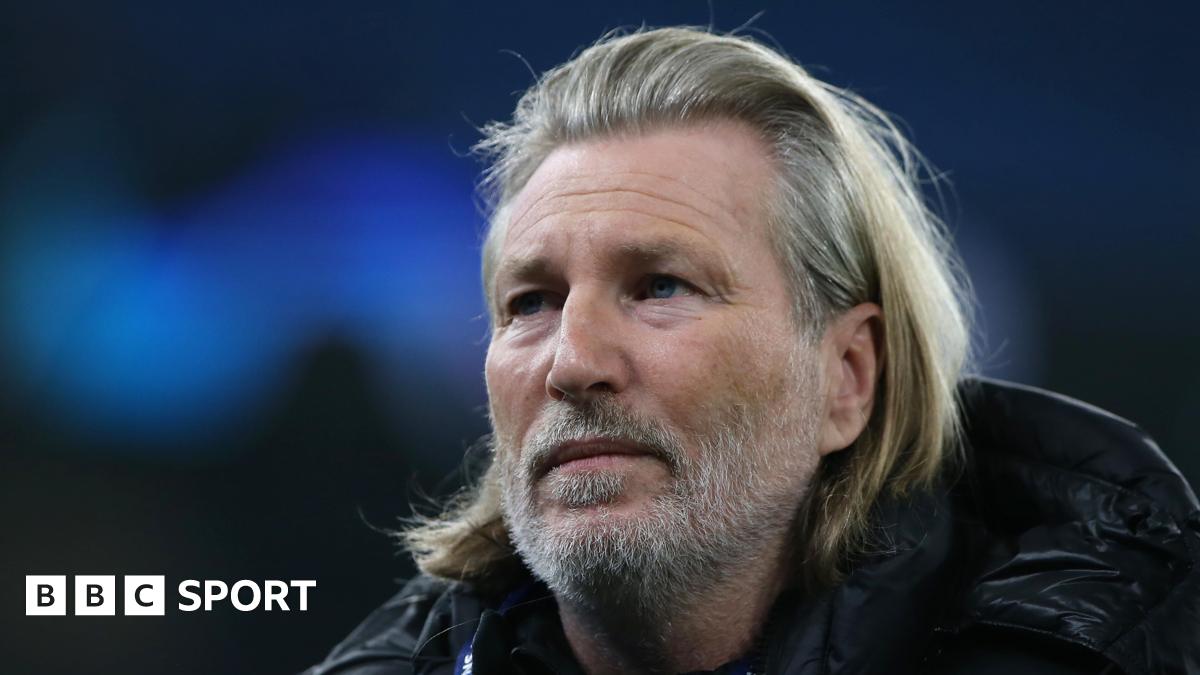 Robbie Savage: Macclesfield FC owner says it is a matter of time before manager leaves club