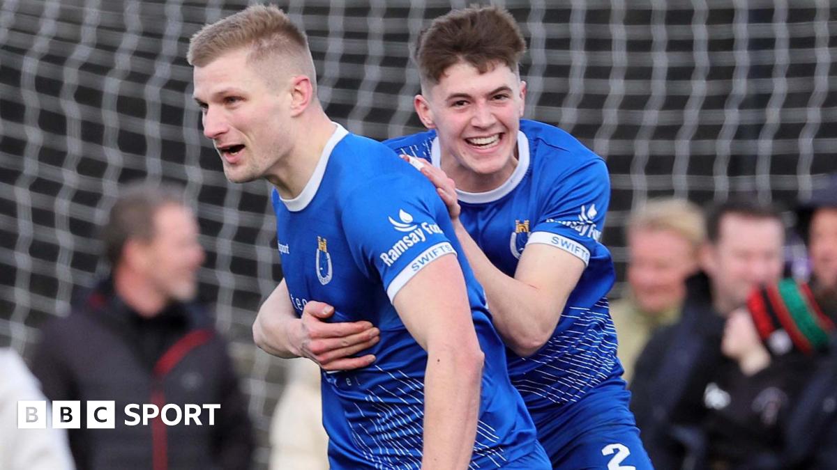 Irish Cup: Dungannon beat Bangor to book place against Cliftonville in final