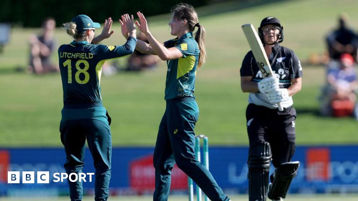 New Zealand v Australia: Annabel Sutherland & Beth Mooney help seal series win