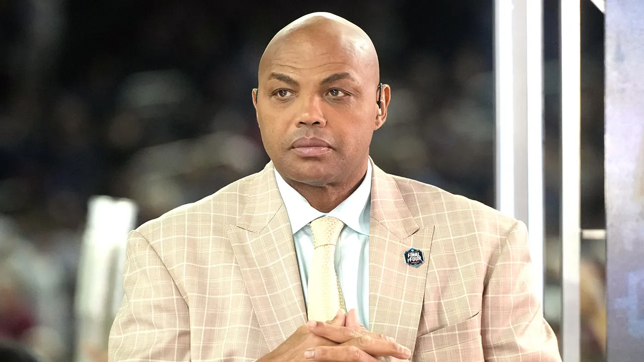 LeBron-Stephen A feud: Charles Barkley weighs in