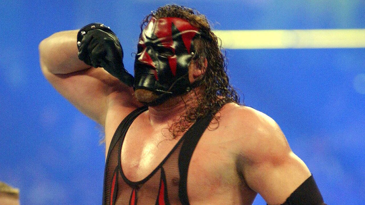 WWE legend Kane challenges Walz to charity match