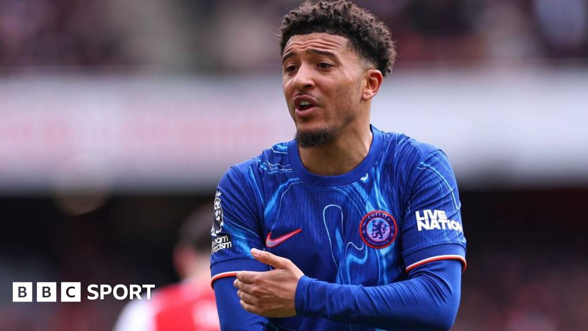 Jadon Sancho: Chelsea will have to pay Man Utd £5m fee to back out of transfer