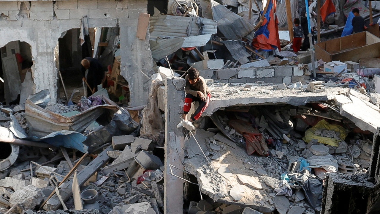 Hamas warns Israeli airstrikes are ‘death sentence’ for hostages