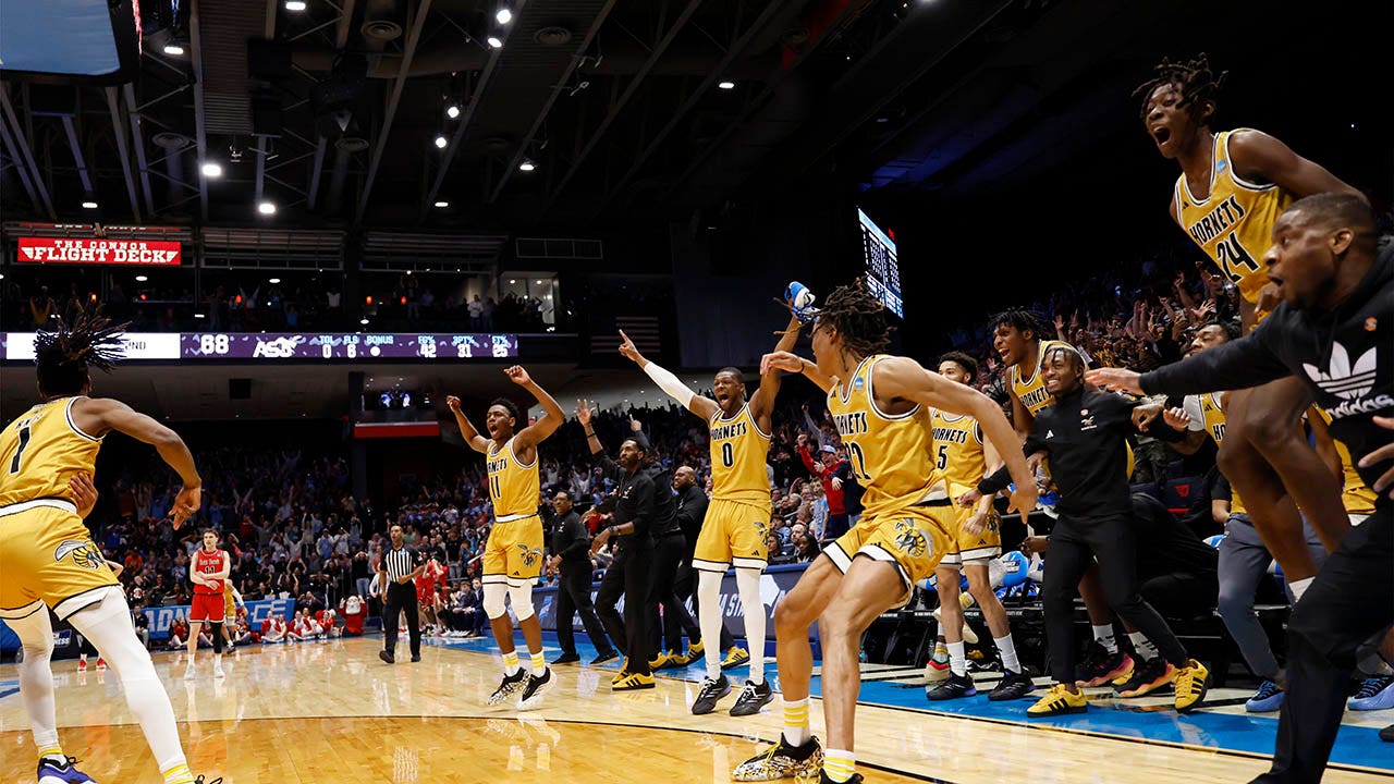 March Madness: Alabama State pulls off miraculous Hail Mary in instant classic