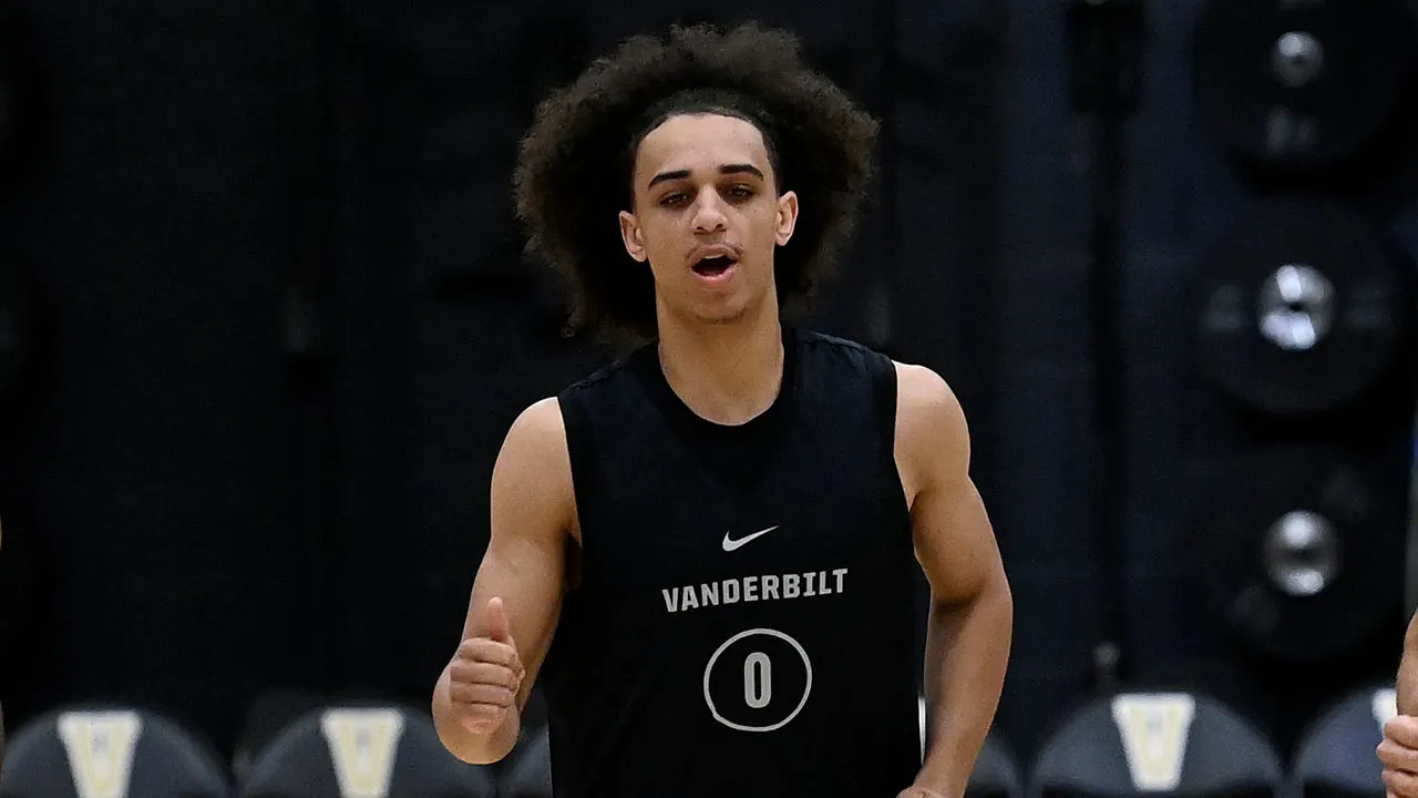 March Madness: Vanderbilt player enters transfer portal 13 minutes after loss