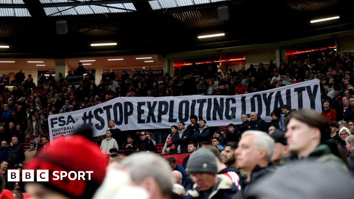 Manchester United: Season ticket price rises for older fans branded a ‘total disgrace’