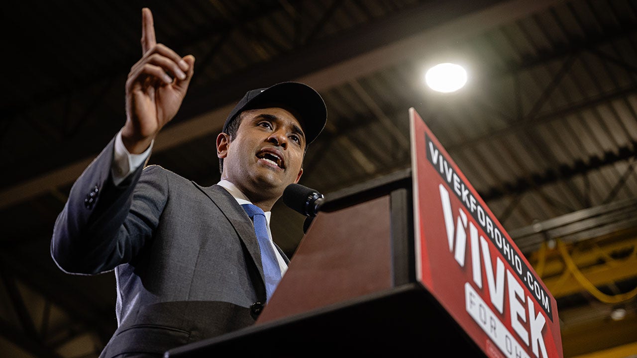 Sen. Bernie Moreno endorses Vivek Ramaswamy’s bid for Ohio governor