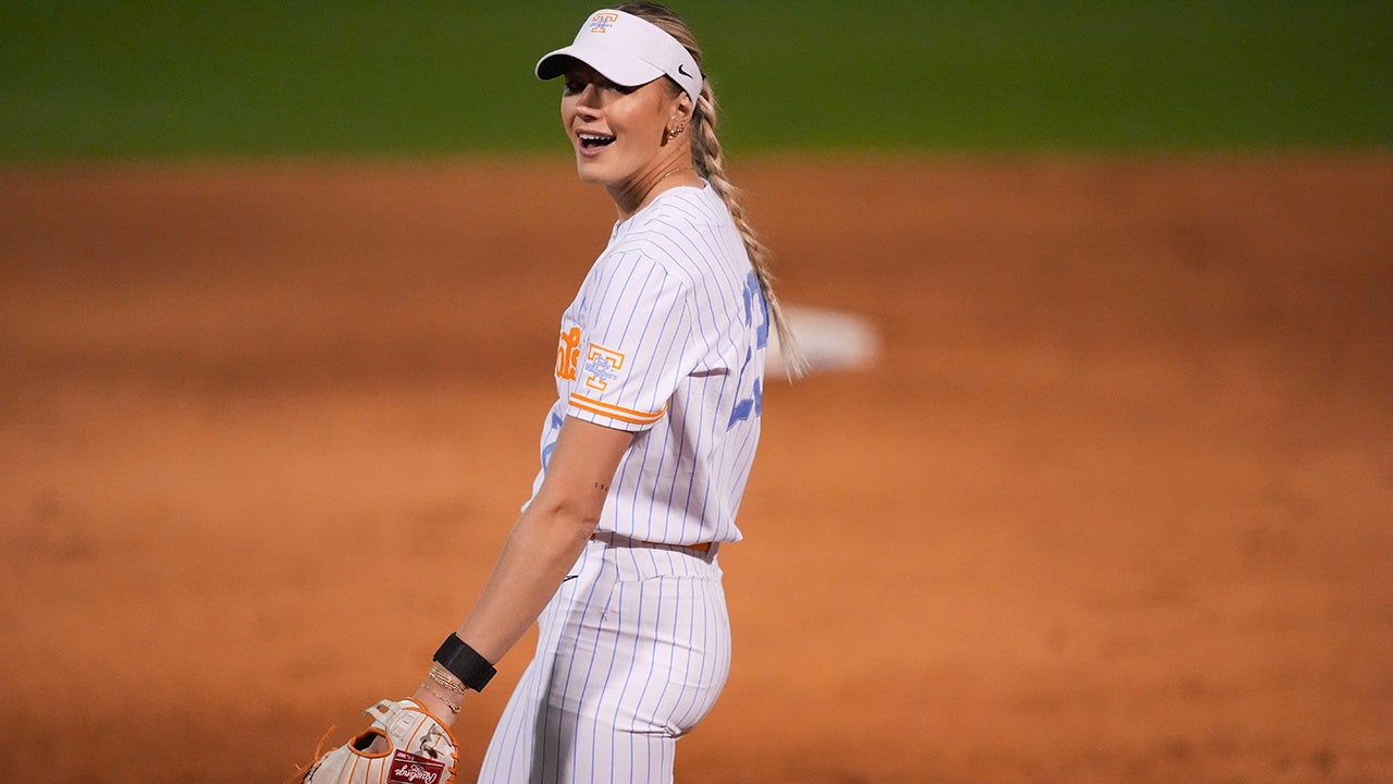 Tennessee softball player’s pitch makes history
