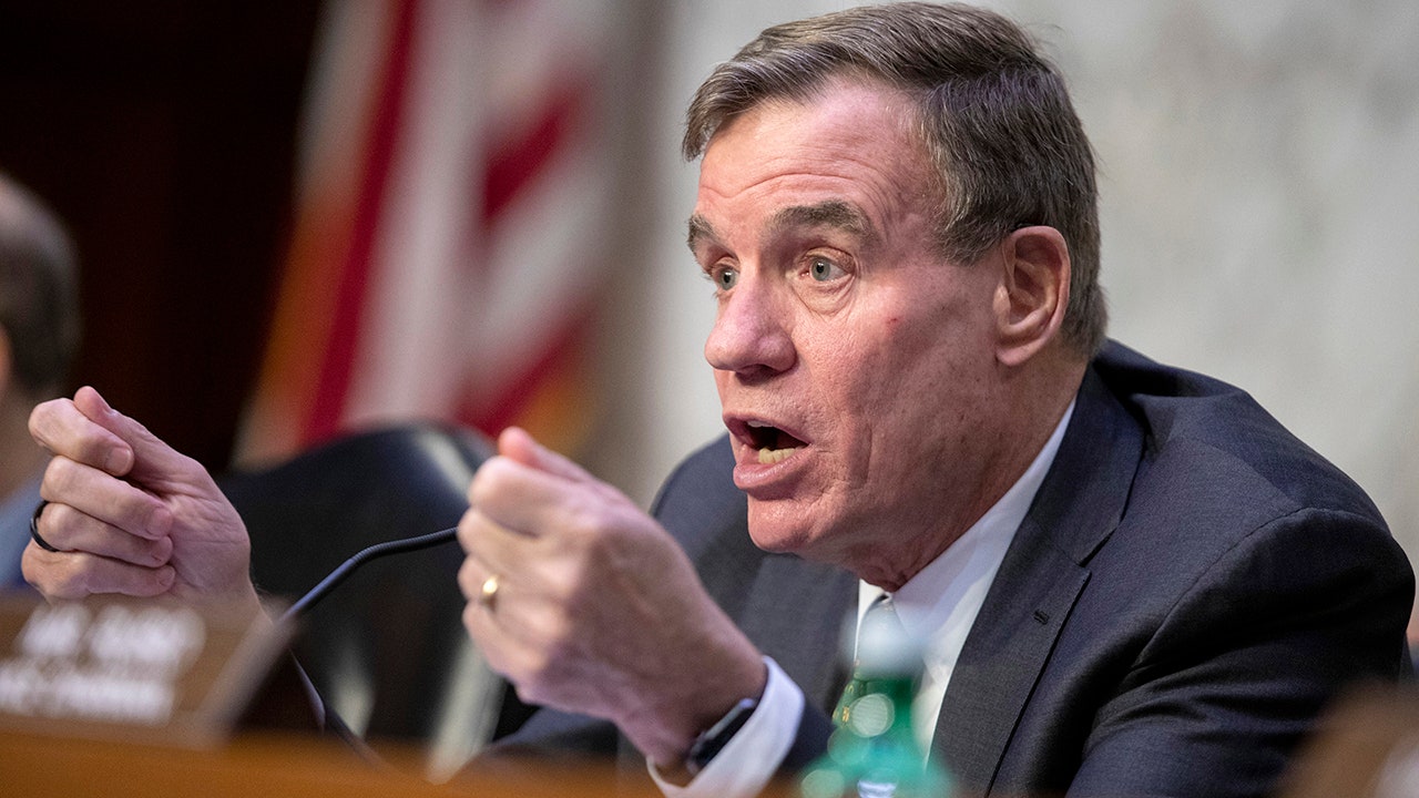 Warner says Signal chat leak is an opportunity for Democrats