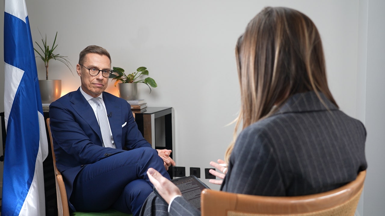 Finnish president calls on Trump to demand Ukraine ceasefire agreement from Putin within 3 weeks