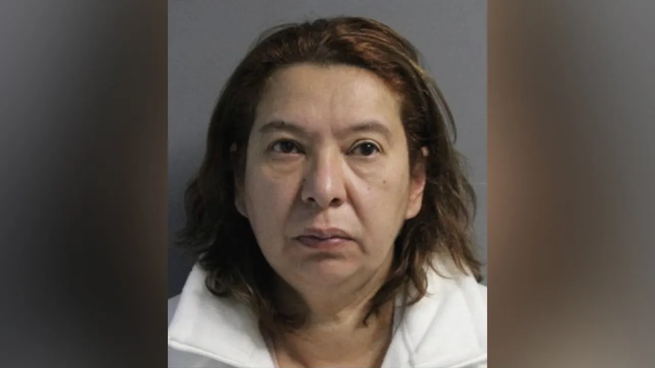 New York woman accused of operating fake dentistry practice, injuring patients