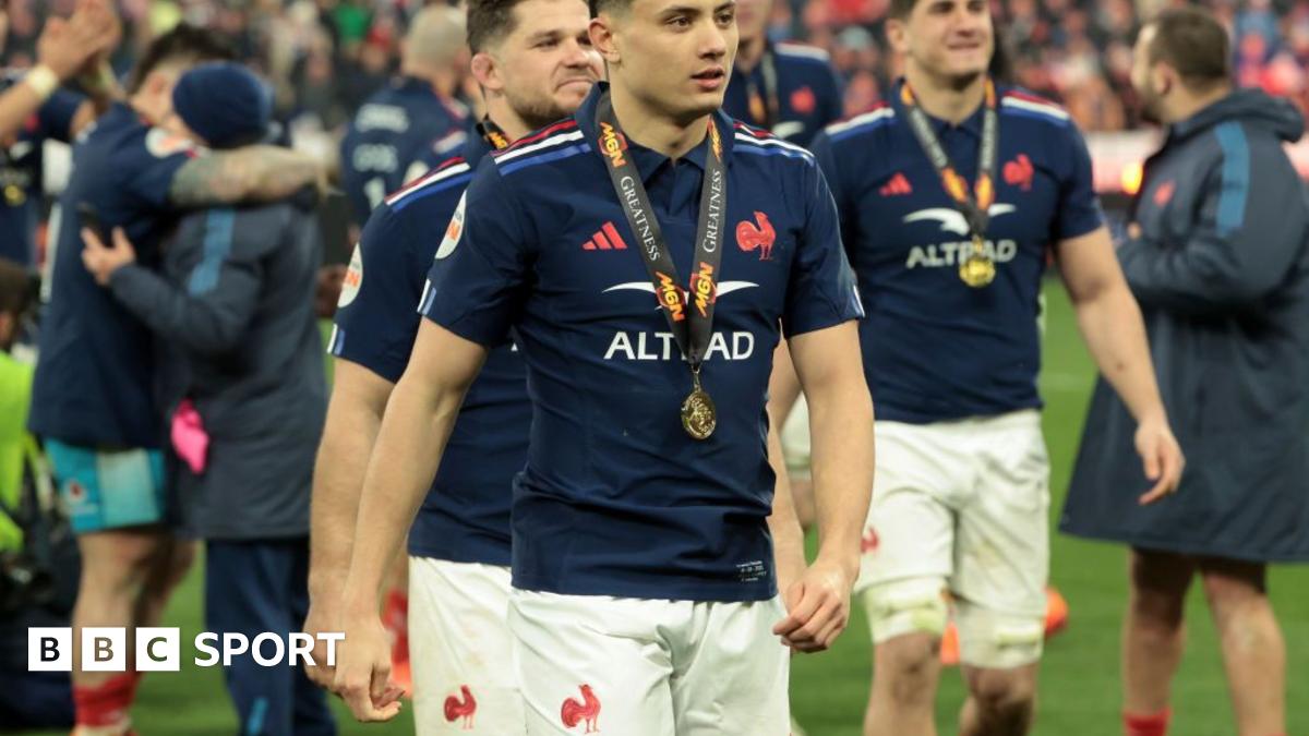Six Nations: France winger Louis Bielle-Biarrey named player of tournament