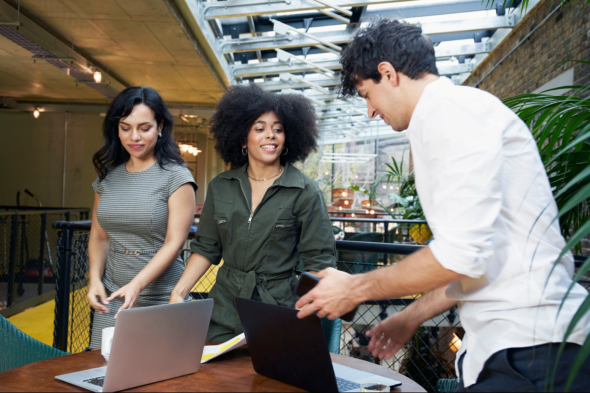 Ditch the Job Description — 4 Bold Leadership Moves
