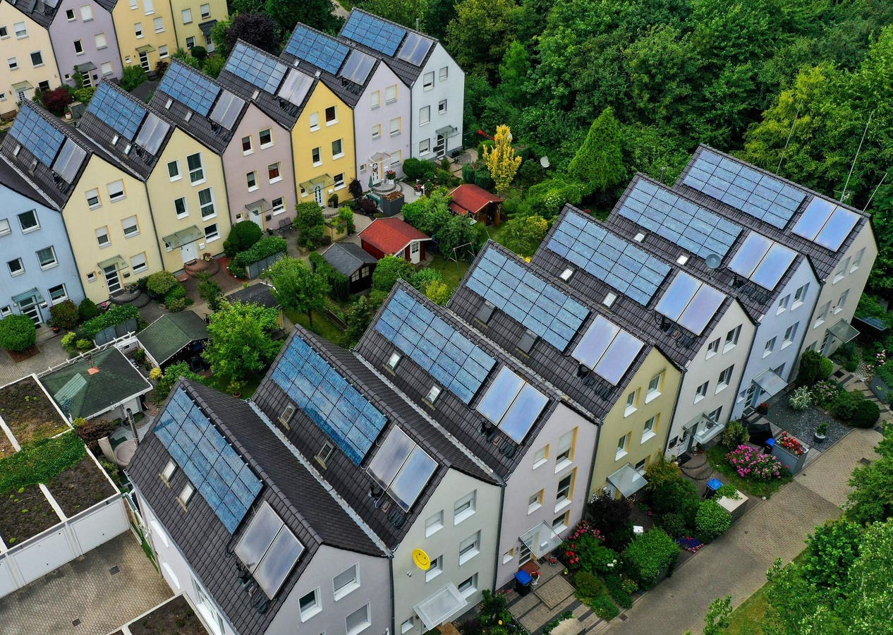 Global Clean Power Passes 40% Milestone While Trump Dumps Renewables
