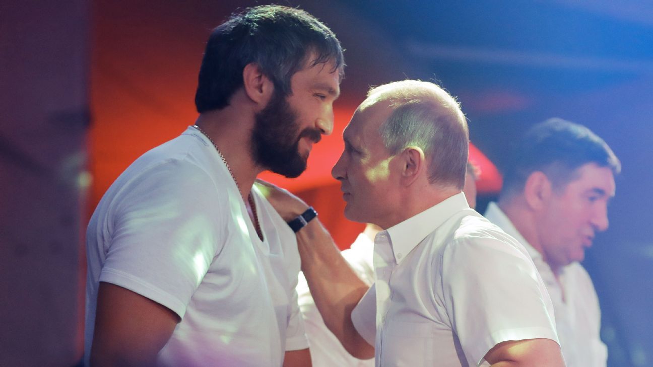 Vladimir Putin congratulates Alex Ovechkin on goal-scoring record