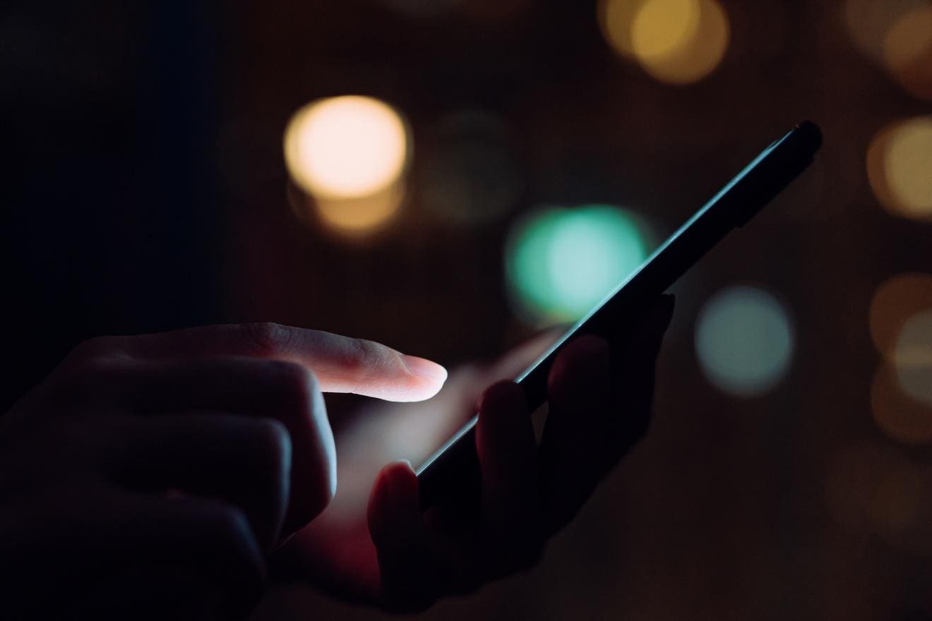 China Spyware Warning—iPhone And Android At Risk From New Attack