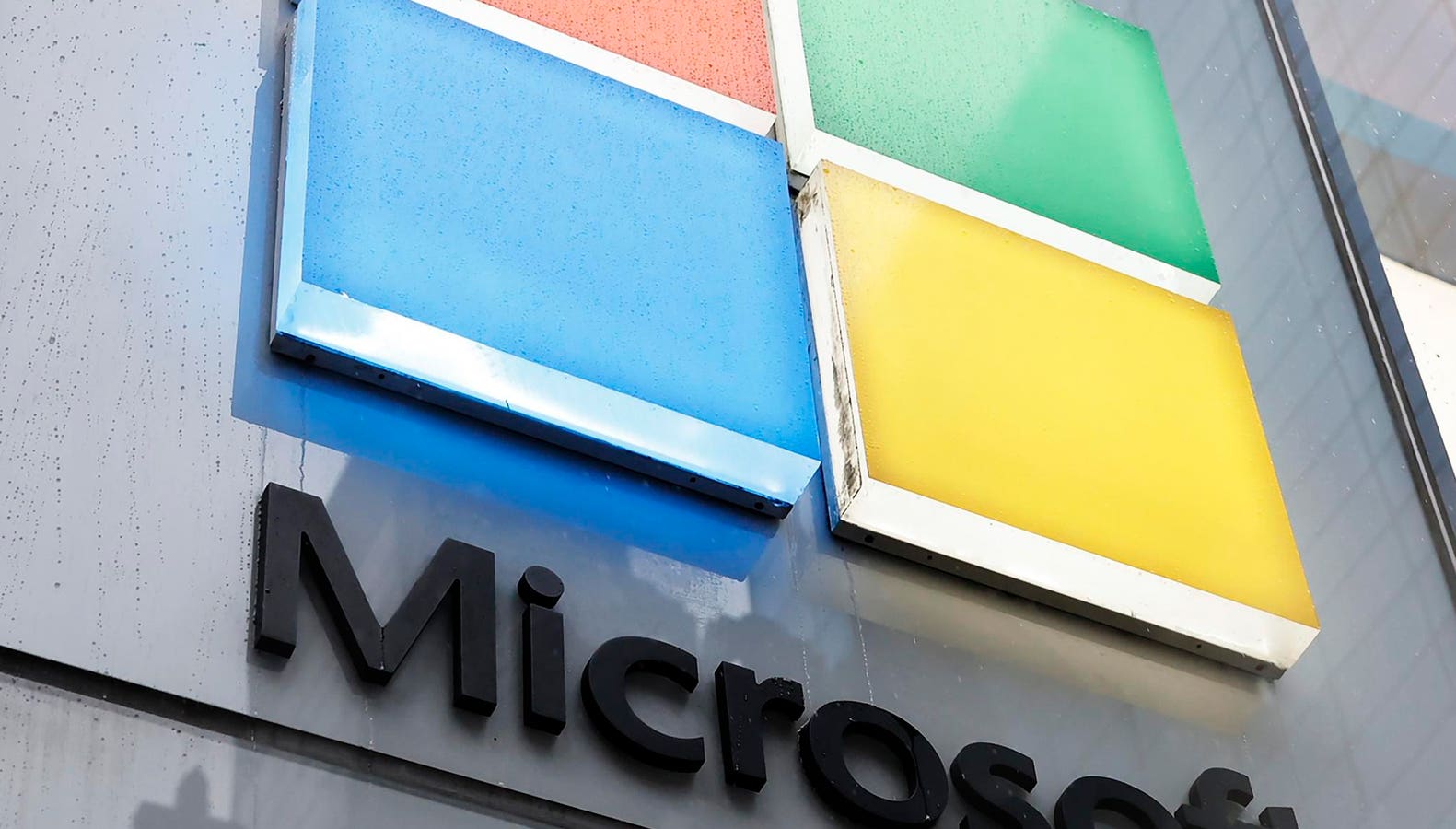 Microsoft’s Free Upgrade Offer For 500 Million Windows Users