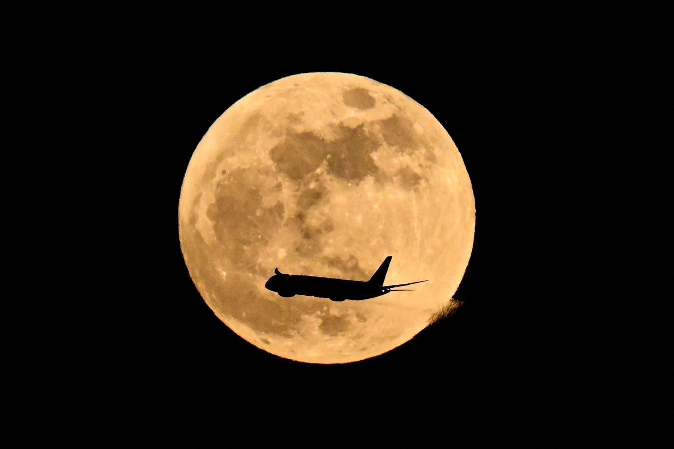 April’s Pink ‘Micro Moon’ Lights Up Spring Skies Worldwide