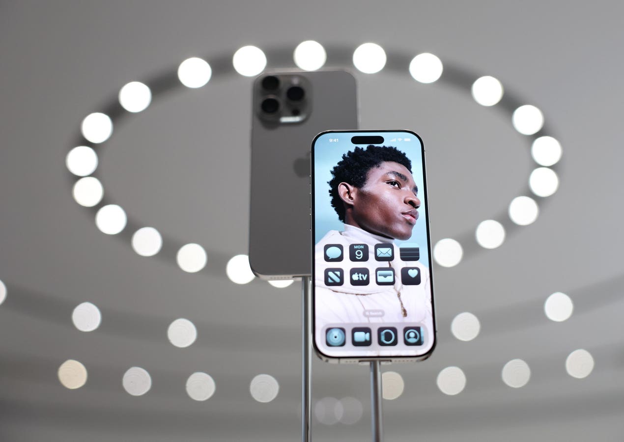 iOS 18.6.2—Update Now Warning Issued To All iPhone Users