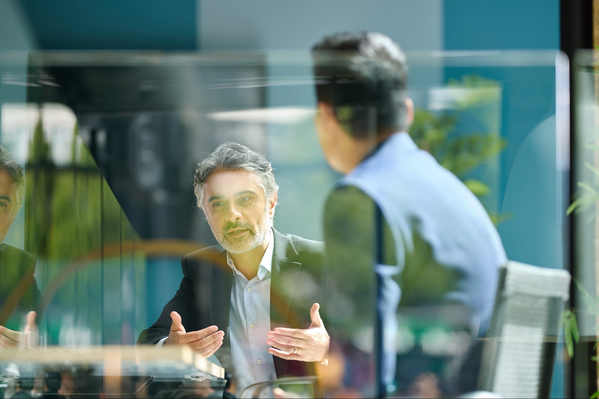 6 Steps for Giving Employee Feedback That’s Actually Helpful