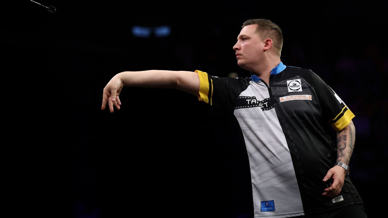 Premier League darts: Chris Dobey earns first nightly win of 2025
