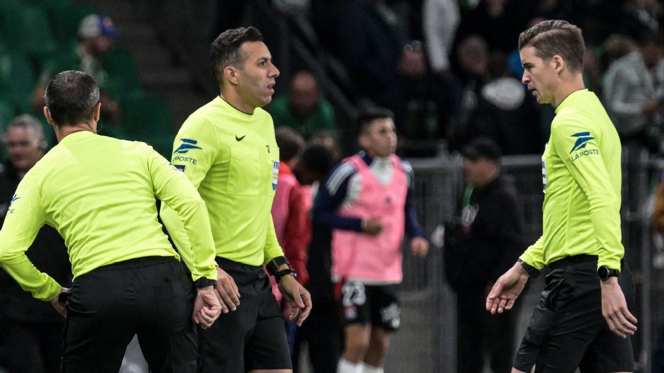 Man arrested for allegedly hitting ref with coin in Ligue 1