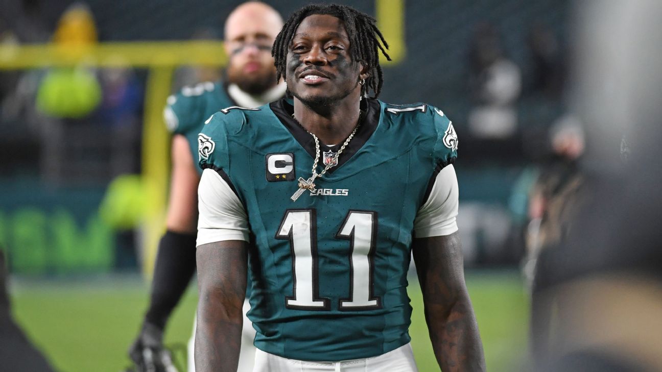Eagles WR A.J. Brown says car recovered after it was stolen