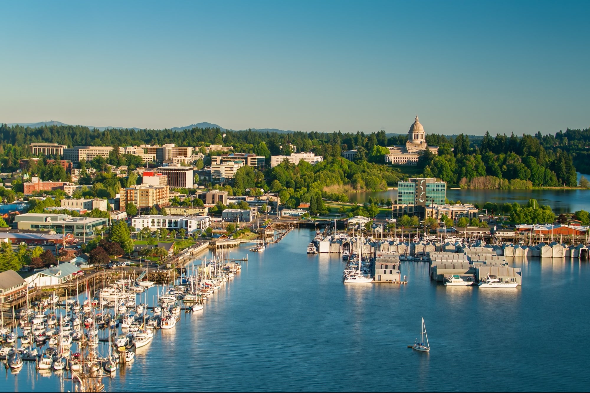 Here Are the 10 Best States for Working Seniors