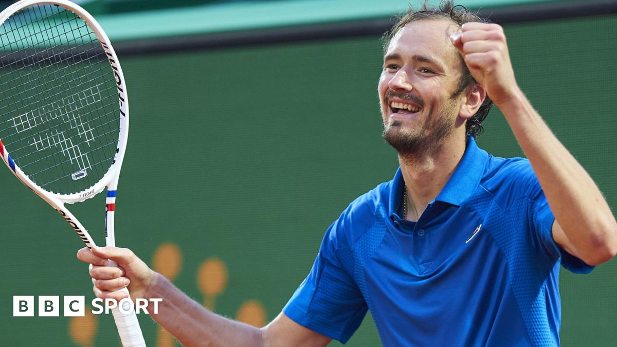 Monte Carlo Masters: Daniil Medvedev battles cramp in gruelling win against Karen Khachanov