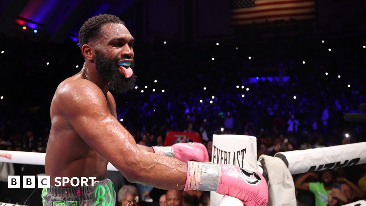 Jaron Ennis beats Eimantas Stanionis to unify IBF & WBA welterweight titles