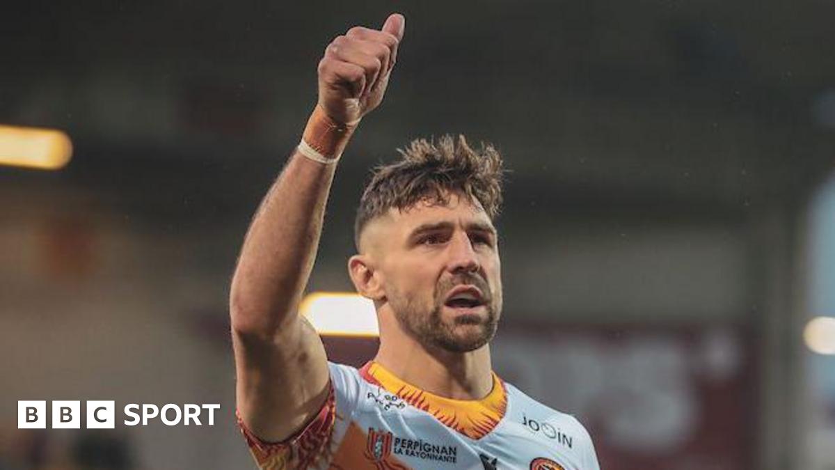 Super League: Catalans 32-10 Salford Red Devils – Tommy Makinson scores hat-trick for Dragons