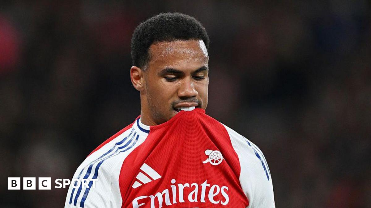 Arsenal: Gabriel limps off in 16th minute against Fulham