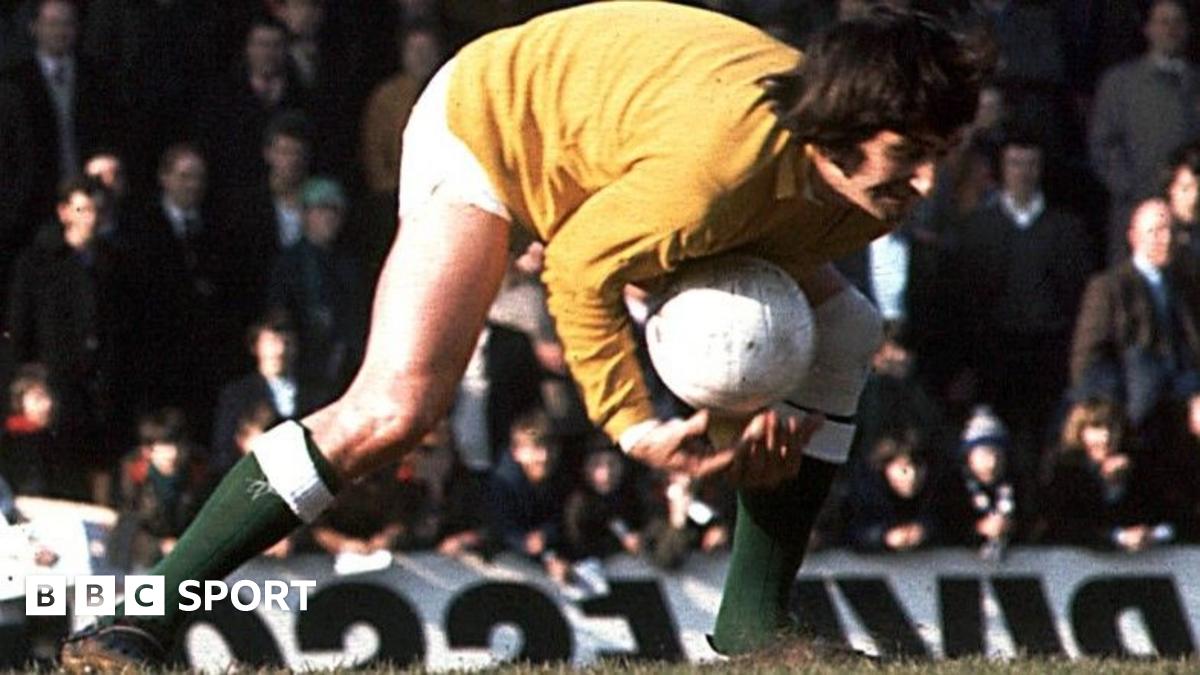 Herriot, goalkeeper who gave name to TV vet, dies at 85