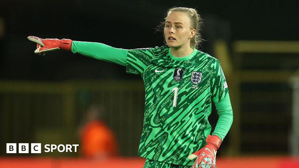 Hannah Hampton ahead of Mary Earps in England goalkeeper battle for Women’s Euros