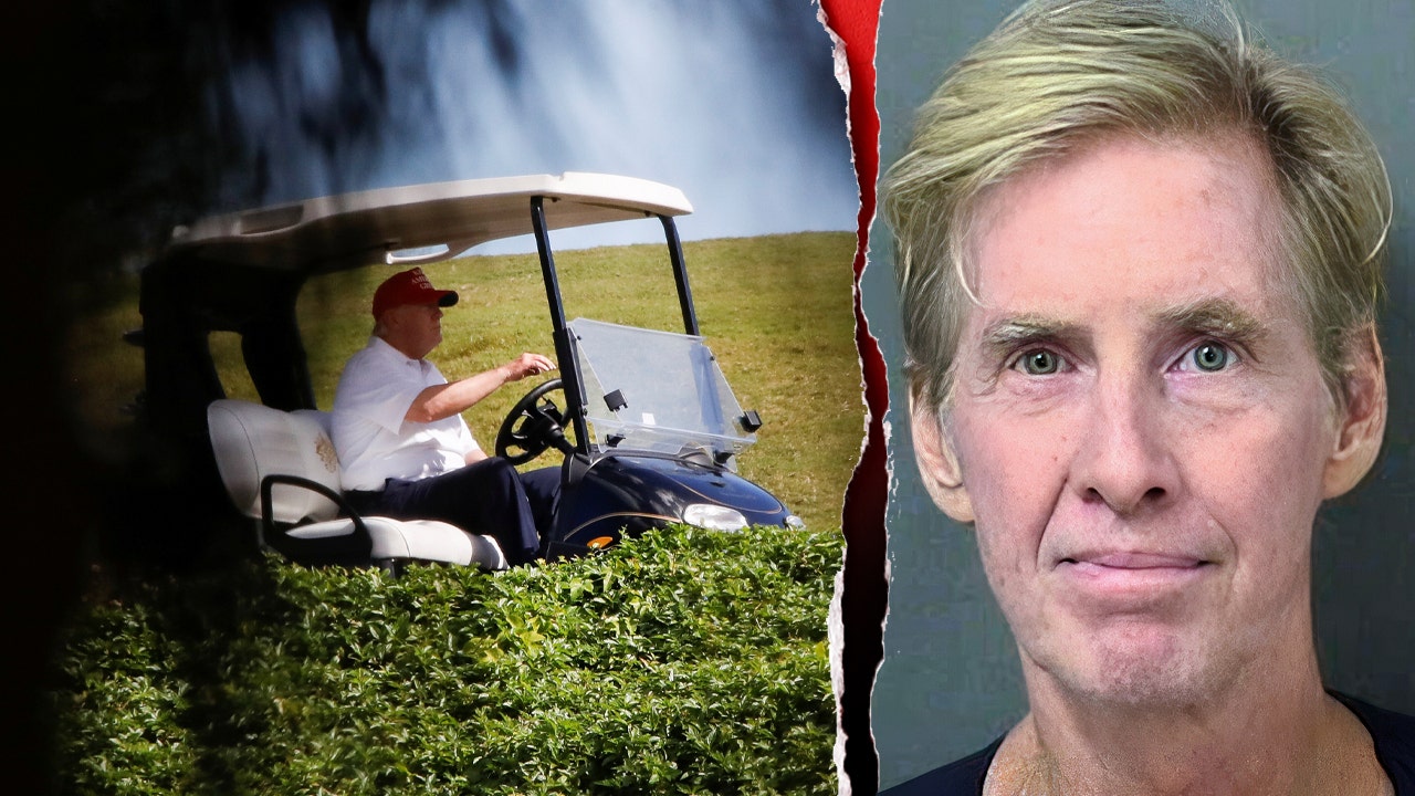 Attempted Trump assassination suspect Ryan Routh laughs during court hearing