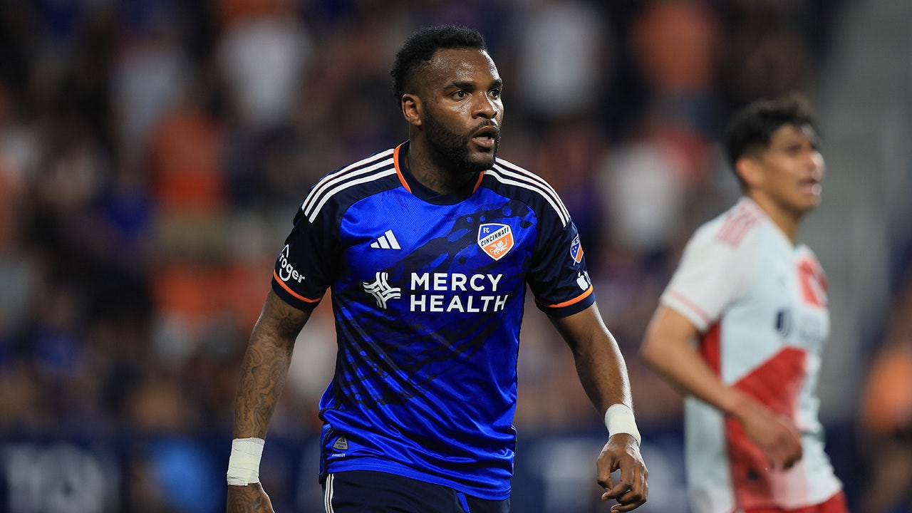 Former MLS player dead at 28 after falling from building in China