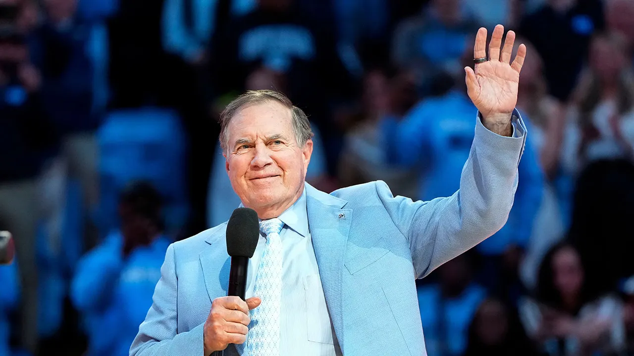 College football: Bill Belichick reportedly ruffling feathers at UNC
