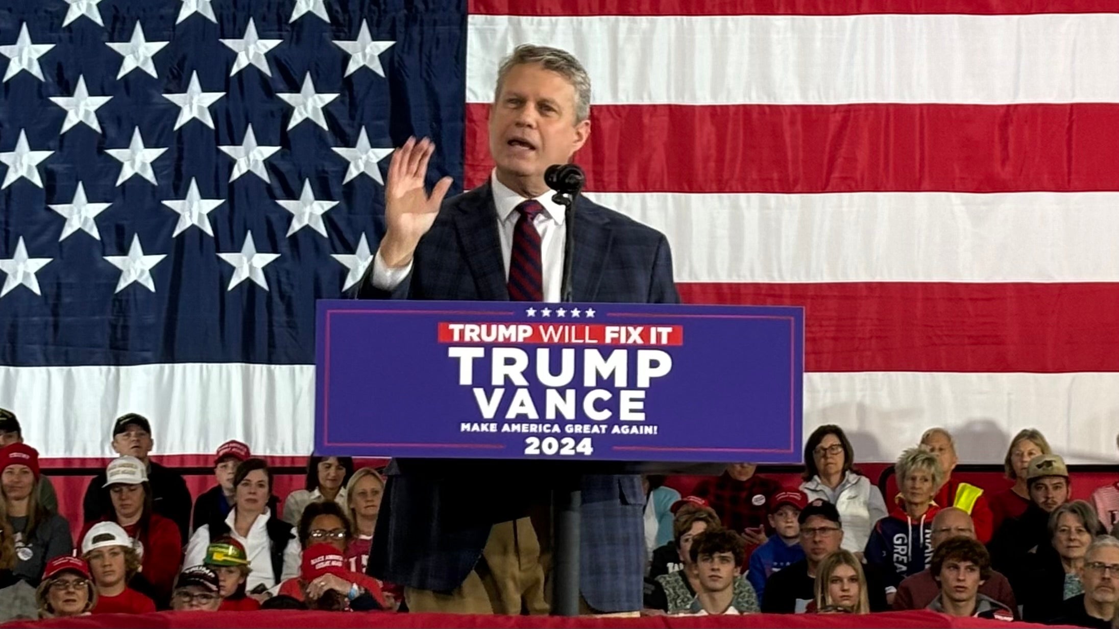 Longtime House Republican weighs run to flip Dem-held Senate seat in key battleground