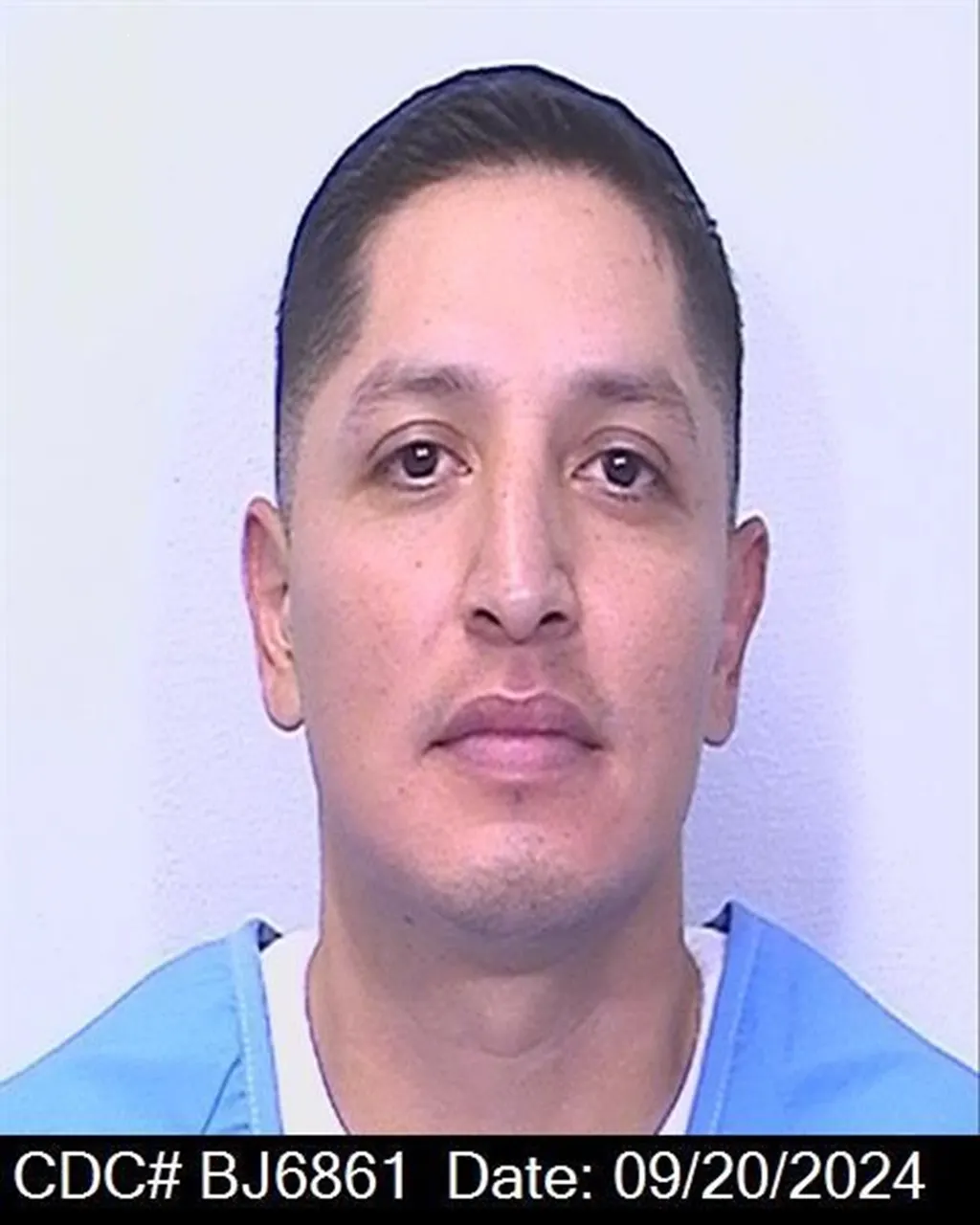 California inmate on the run kills Mexican police officer: report