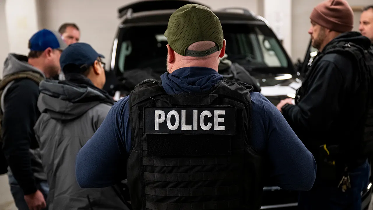 Detained migrants given 12 hours to contest deportation under Alien Enemies Act: ICE