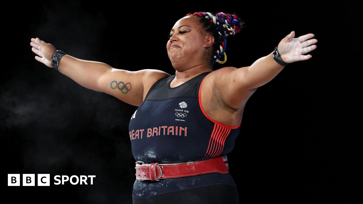 Britain’s Emily Campbell wins European weightlifting title for fifth straight year