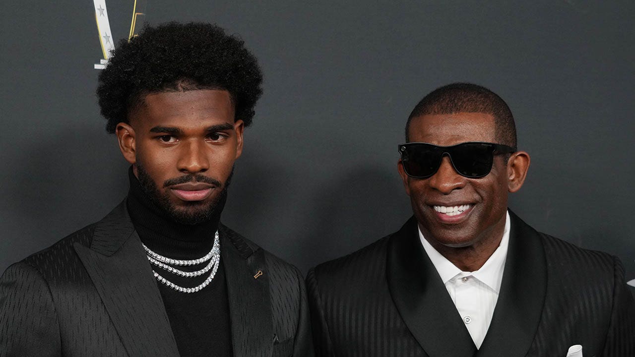 NFL Draft: Shedeur Sanders reacts to falling out of 1st round