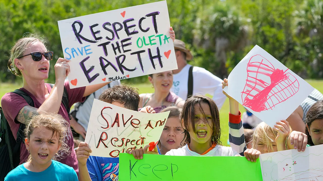 Florida House votes unanimously against DeSantis on state parks