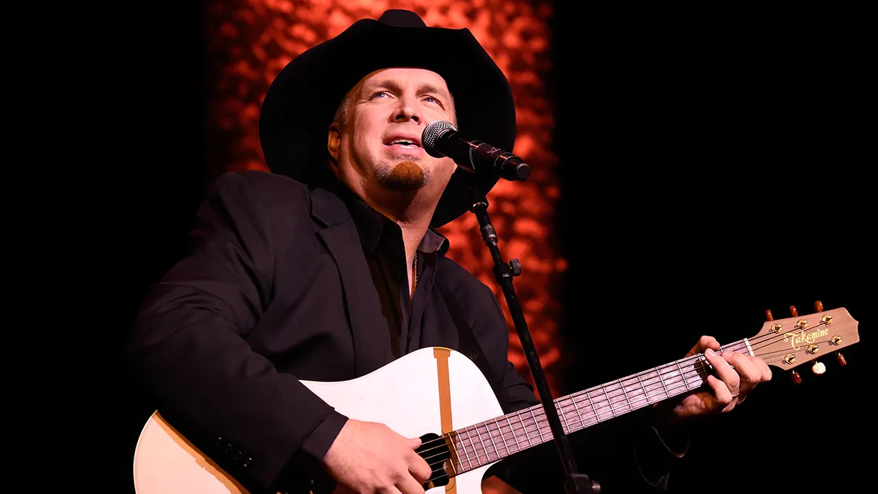 Country star Garth Brooks says music has fallen ‘victim’ to technology